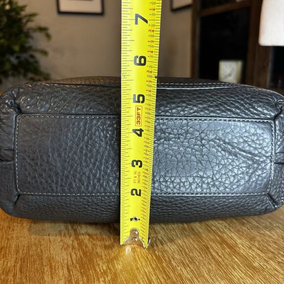 COACH Black Pebbled Leather Hobo Shoulder Bag Handbag Purse Zip Front Pocket - Picture 5 of 16